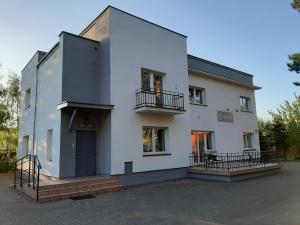 Το κτήριο όπου στεγάζεται  το δωμάτιο σε οικογενειακή κατοικία