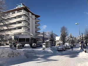 Park Hotel Bozzi talvel