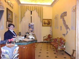 Gallery image of Cambridge Hotel in Rome