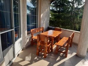 Balkón nebo terasa v ubytování Balaton Holiday