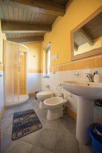 Vonios kambarys apgyvendinimo įstaigoje Residence Mare Blu