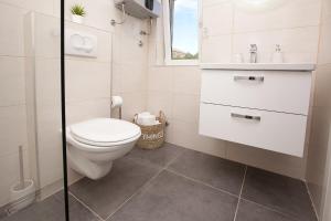 Kúpeľňa v ubytovaní Studio apartments Tara