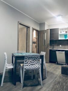 Kuchyňa alebo kuchynka v ubytovaní Apartament C18