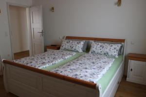 Postel nebo postele na pokoji v ubytování Ferienwohnung Bittner