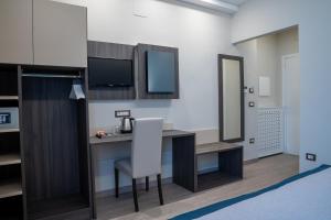 A kitchen or kitchenette at San Lorenzo - Boutique Hotel & SPA