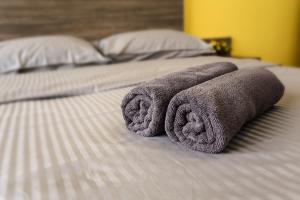 Postel nebo postele na pokoji v ubytování Parkland Hotel