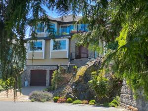 Gallery image of Eagle Rock Bed and Breakfast in Chemainus