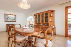 Kuchyň nebo kuchyňský kout v ubytování Villa Costa De Blanes