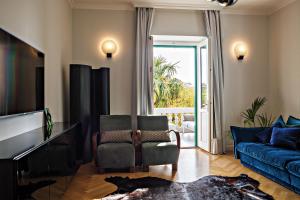 Afbeelding uit fotogalerij van Deluxe Beachfront Apartment Klara, Lovran in Lovran