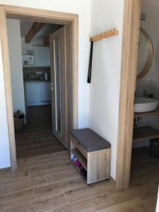 Ein Badezimmer in der Unterkunft Chata Bellis