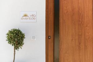Certifikát, hodnocení, plakát nebo jiný dokument vystavený v ubytování Villa Eventide