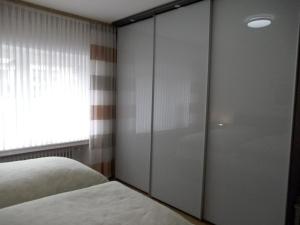 Gallery image of Nähe Nürburgring in Quiddelbach, Gästezimmer mit Lounge in Quiddelbach