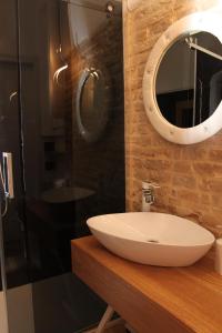Gallery image of Jacuzzi apartament by parmacentro b&b in Parma