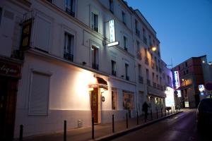 Gallery image of Hotel Hippodrome in Paris