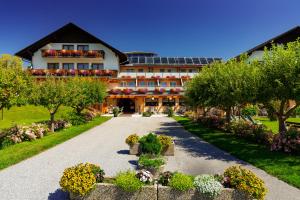 Jardí fora de Der Trattner - Hotel Trattnerhof & Hotel Schöcklblick