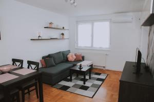Χώρος καθιστικού στο Apartment Nika, Arena Zagreb +14 φωτογραφίες