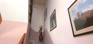 TV a/nebo společenská místnost v ubytování Hospedaje Bar El Gato del Acueducto