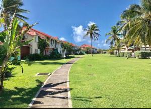 Κήπος έξω από το Bel appartement Résidence Crystal beach avec citerne individuelle