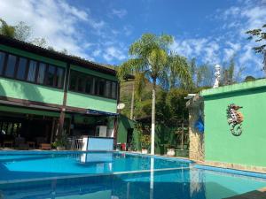 A piscina localizada em Recanto Verde Praia Hotel Juquehy ou nos arredores
