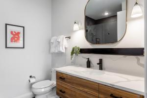 Kupatilo u objektu Mint House Dallas - Downtown