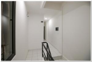 Foto sihtkohas Jakarta asuva majutusasutuse RedDoorz @ Ruko ITC Roxy Mas galeriist