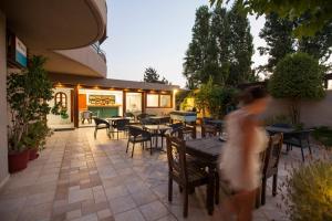 Imagen de la galería de John Mary, en Faliraki 101 fotos más