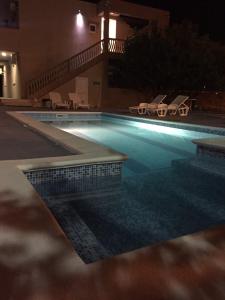 Swimmingpoolen hos eller tæt på Vila Dušica