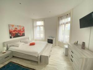 B&B Guest House Du Lac客房内的一张或多张床位