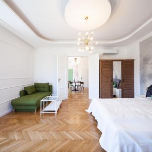 Posteľ alebo postele v izbe v ubytovaní ZACHÁR Apartman