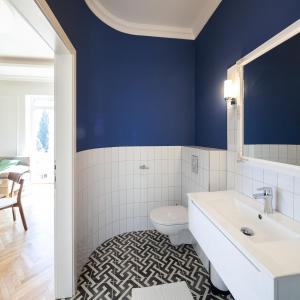 Kúpeľňa v ubytovaní ZACHÁR Apartman