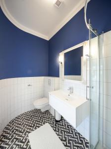 Kúpeľňa v ubytovaní ZACHÁR Apartman
