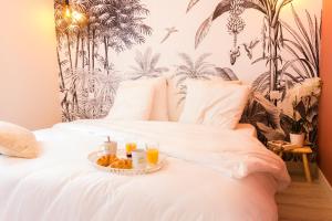 Postel nebo postele na pokoji v ubytování Appartement La Madeleine + 37 fotografií