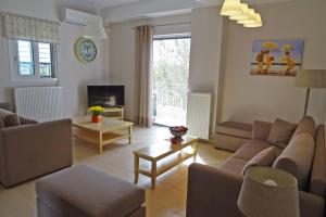 New, modern, bright and independent apartment 83 m2, with garden, 5min to the beach and the city center 휴식 공간