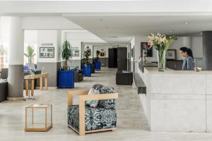 Lobby/Rezeption in der Unterkunft Wazo Hotel