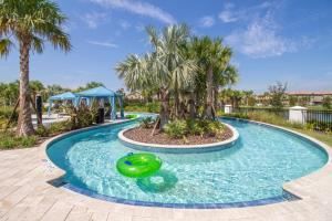 Swimmingpoolen hos eller tæt på Large Luxury Home Pool Home