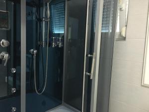 Vannituba majutusasutuses Apartmani Spasić