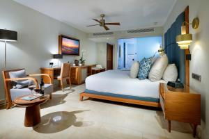 Postel nebo postele na pokoji v ubytování Grand Palladium Punta Cana Resort & Spa - All Inclusive