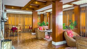 Posezení v ubytování Hotel Shangrila Regency