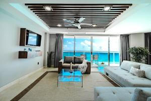 พื้นที่นั่งเล่นของ Ocean Dream Cancun by GuruHotel