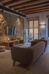 A television and/or entertainment centre at La Casa Del Miracle