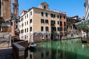 Gallery image of Domus Superior in Venice