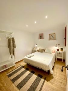 Llit o llits en una habitació de Apartaments Chenin Blanc-Priorat-