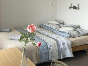 Letto o letti in una camera di Pension Crhan