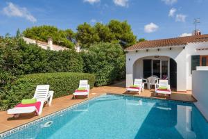 The swimming pool at or close to Gavina Villa, Cala Blanca