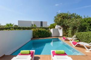 The swimming pool at or close to Gavina Villa, Cala Blanca