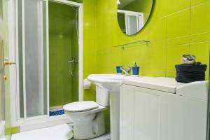 A bathroom at Ílios de Mogán