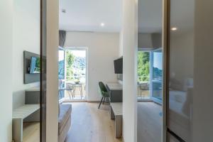 TV a/nebo společenská místnost v ubytování Art Hotel Dubrovnik