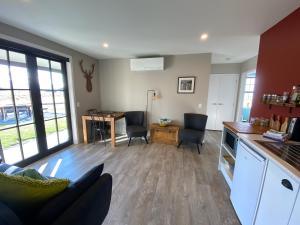Kuchyň nebo kuchyňský kout v ubytování Pedalfish Cottage