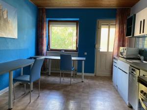 Küche/Küchenzeile in der Unterkunft Ferienwohnung Brenderweg