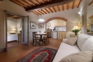 Kuchyň nebo kuchyňský kout v ubytování Villa Casagrande Resort e SPA